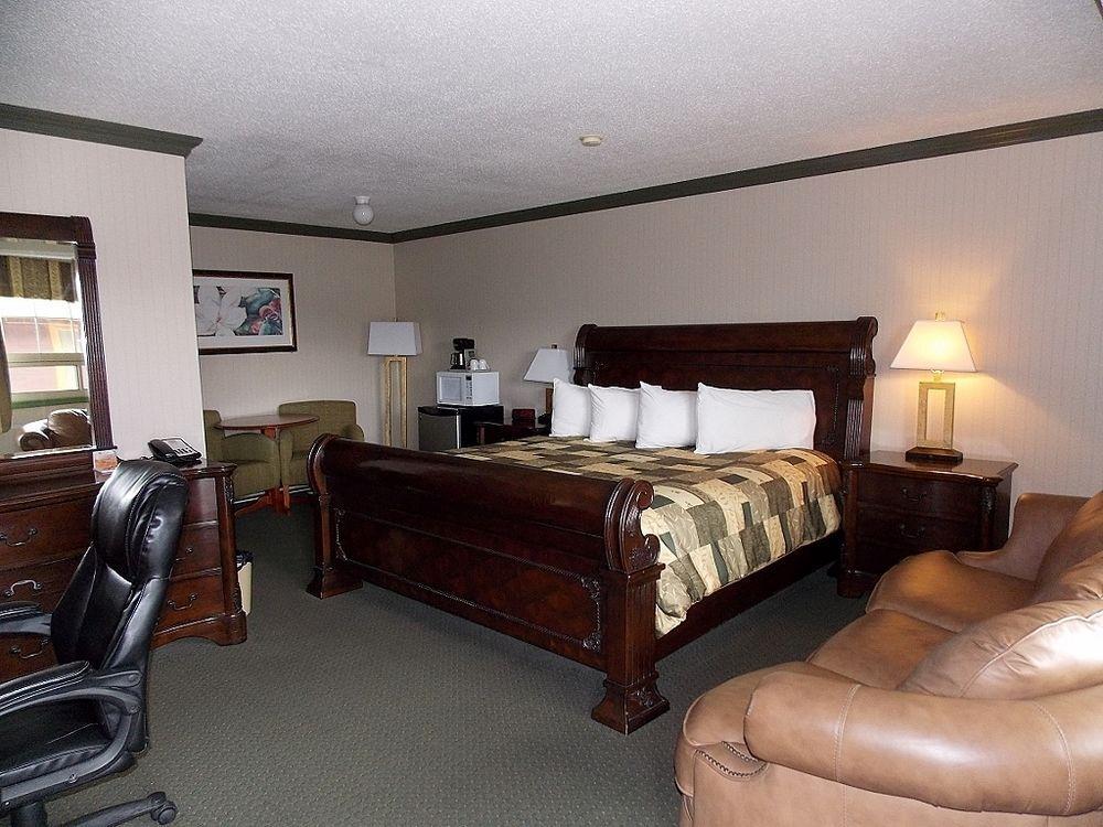 Travelodge By Wyndham Dawson Creek Exterior foto